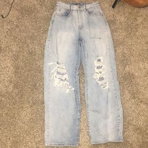 light wash baggy jean